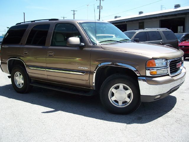 GMC Yukon 2004 photo 4