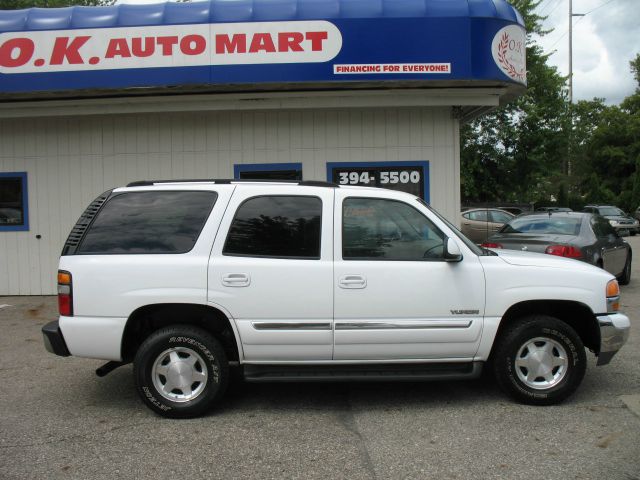 GMC Yukon 2004 photo 4