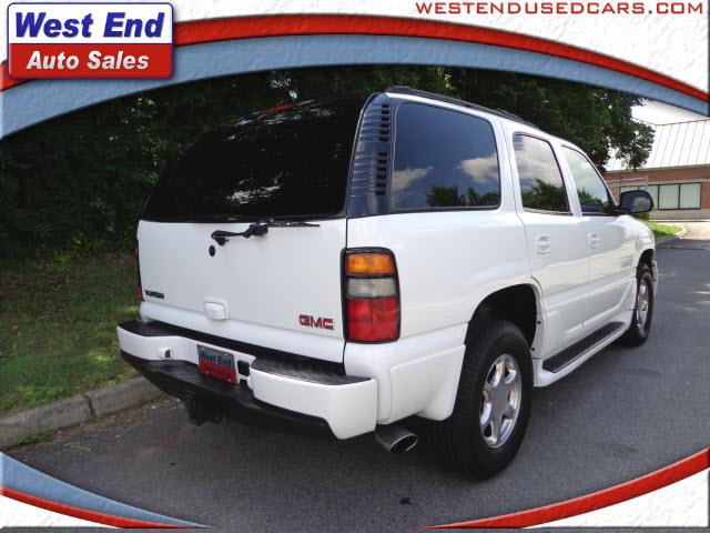 GMC Yukon 2004 photo 0