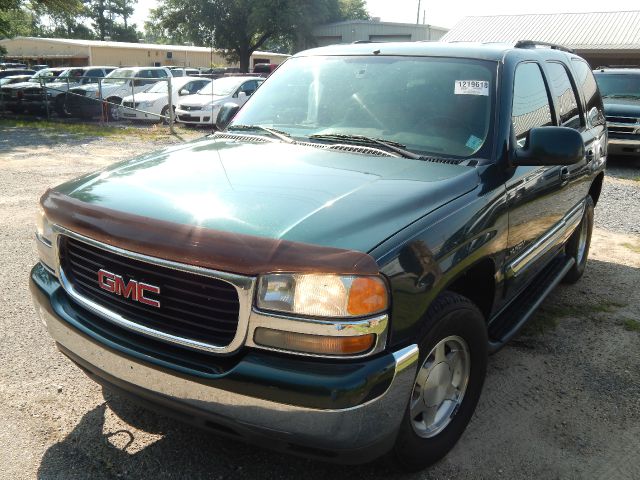 GMC Yukon 2004 photo 3