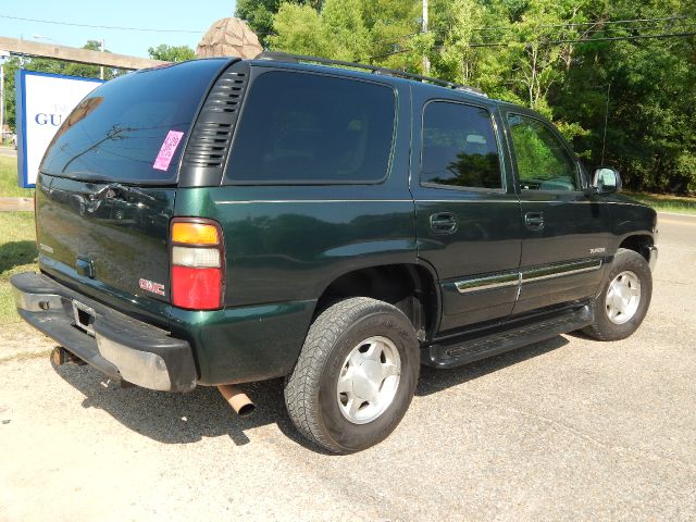 GMC Yukon 2004 photo 4