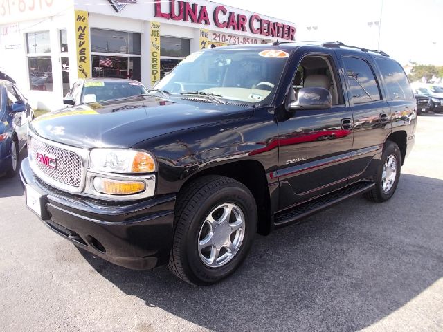 GMC Yukon 2004 photo 4