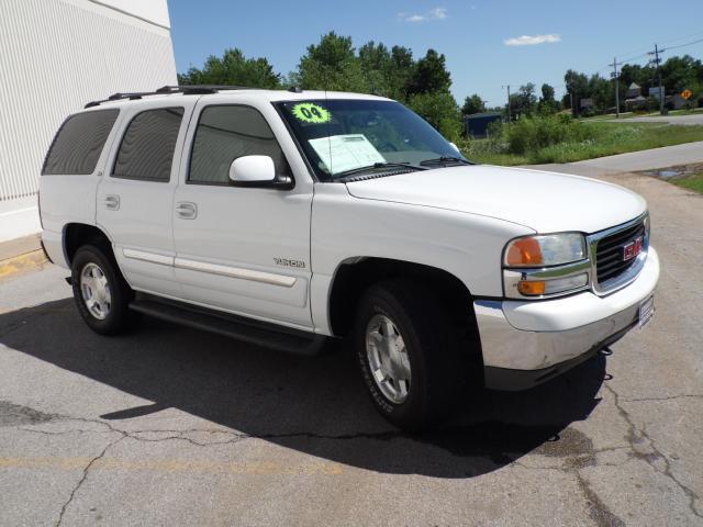 GMC Yukon 2004 photo 28