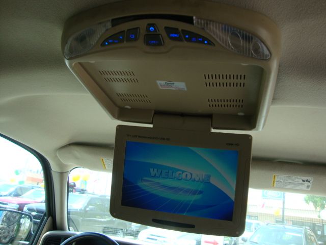 GMC Yukon 2004 photo 4