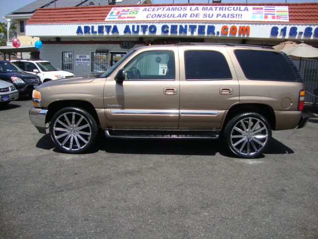 GMC Yukon 2004 photo 9