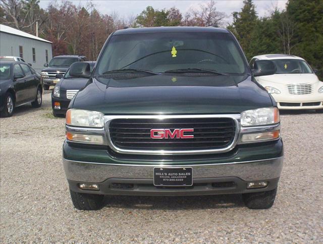 GMC Yukon 2004 photo 2