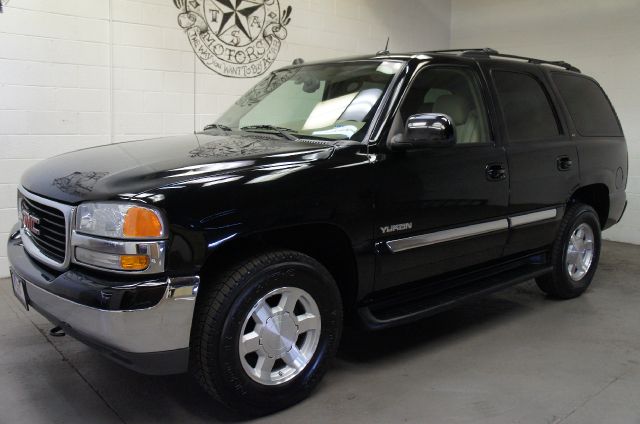 GMC Yukon 2004 photo 22