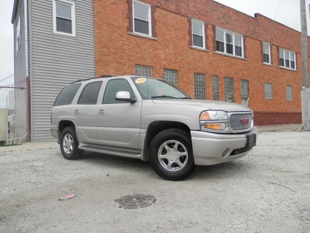 GMC Yukon Base SUV