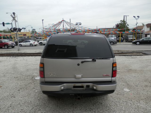 GMC Yukon 2004 photo 6