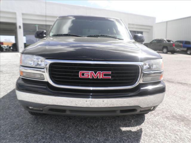 GMC Yukon 2004 photo 1