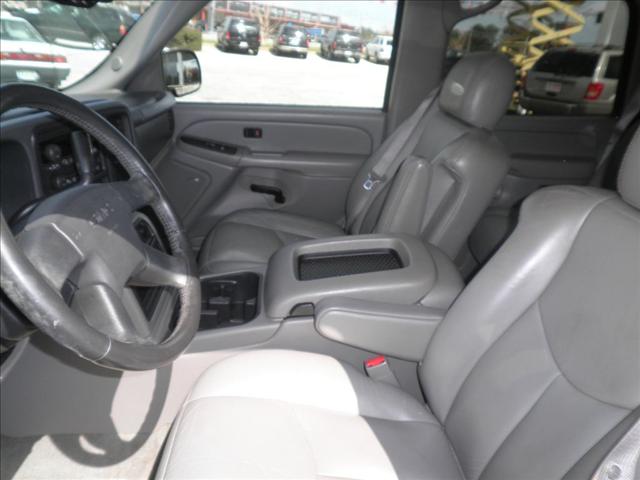 GMC Yukon 2004 photo 4