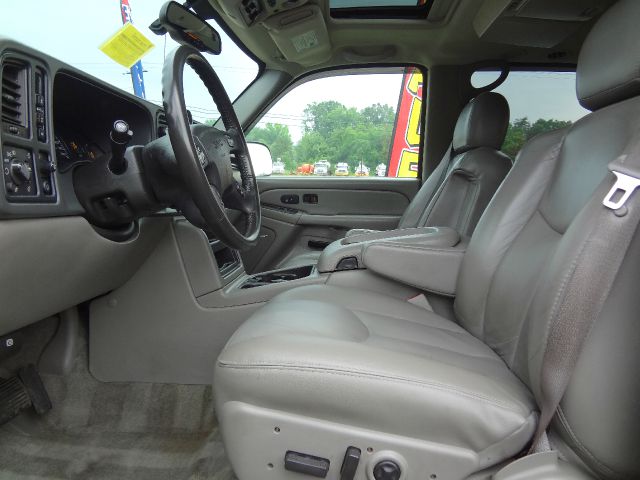 GMC Yukon 2004 photo 8