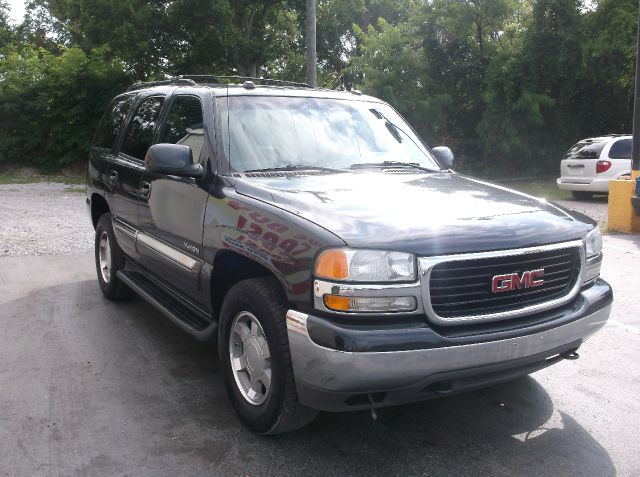 GMC Yukon 2004 photo 4