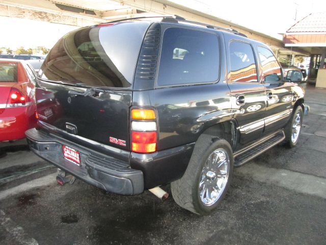 GMC Yukon 2004 photo 4