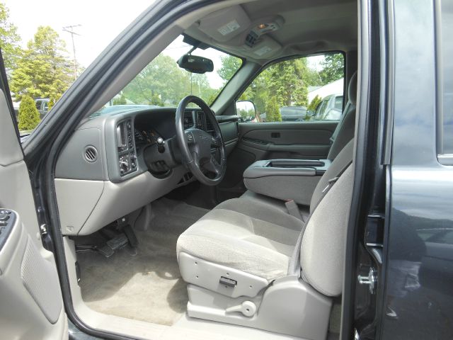 GMC Yukon 2005 photo 14