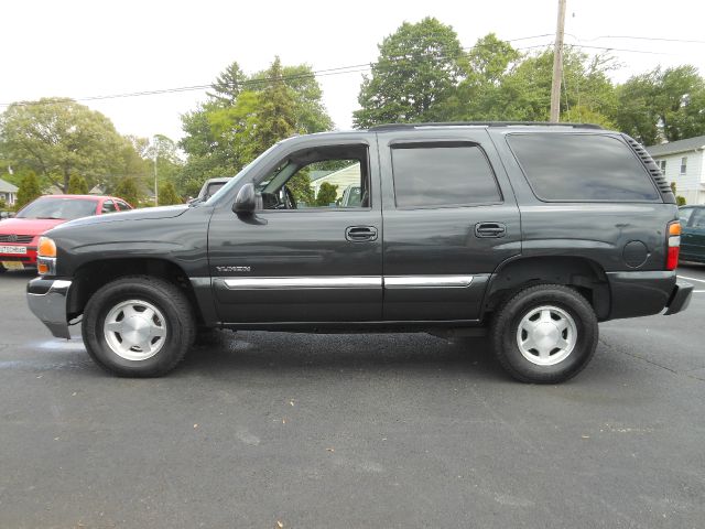 GMC Yukon 2005 photo 16