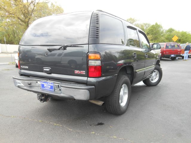 GMC Yukon 2005 photo 17