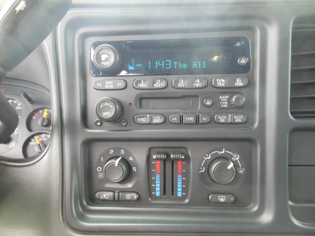 GMC Yukon 2005 photo 21