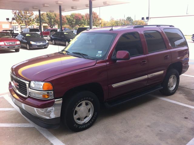 GMC Yukon 2005 photo 2