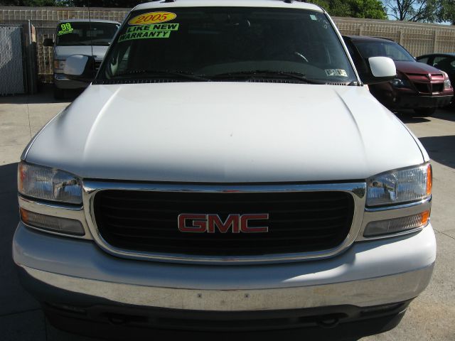 GMC Yukon 2005 photo 5