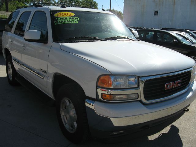 GMC Yukon 2005 photo 7