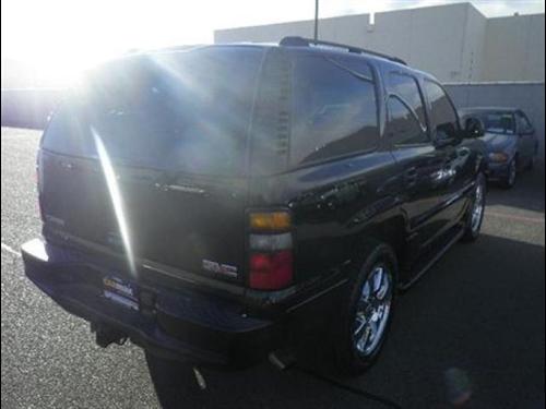 GMC Yukon 2005 photo 1