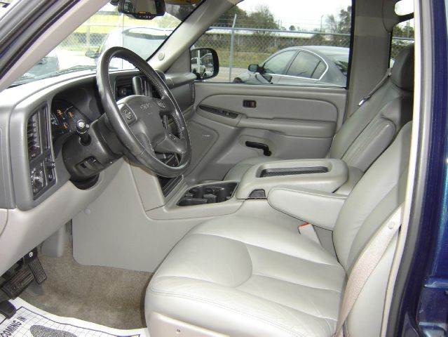 GMC Yukon 2005 photo 3