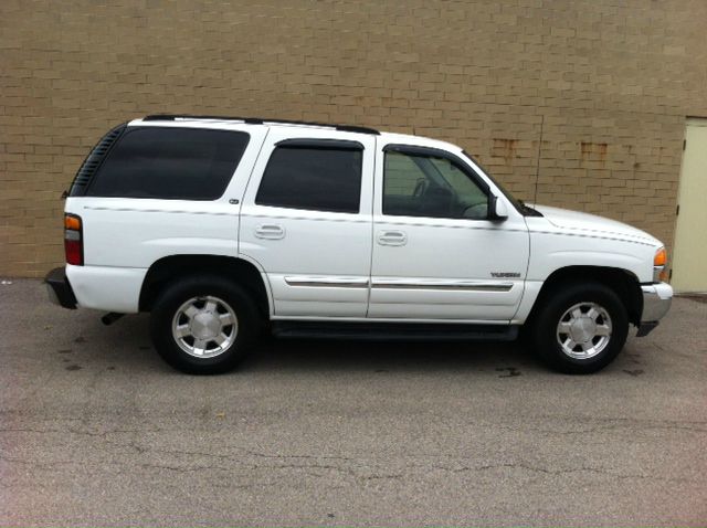 GMC Yukon 2005 photo 6