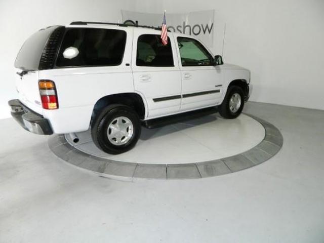 GMC Yukon 2005 photo 2