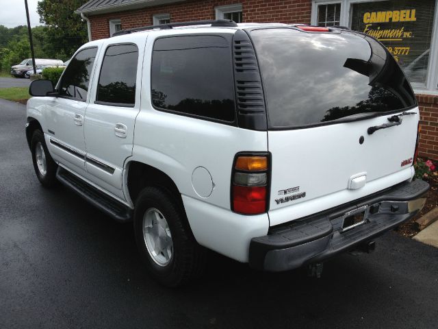 GMC Yukon 2005 photo 1