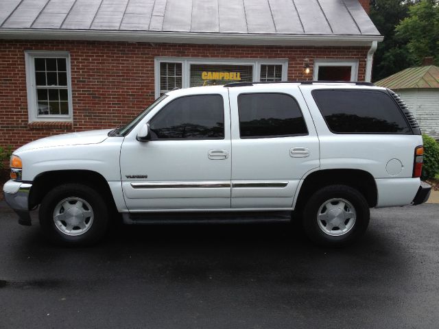 GMC Yukon 2005 photo 9