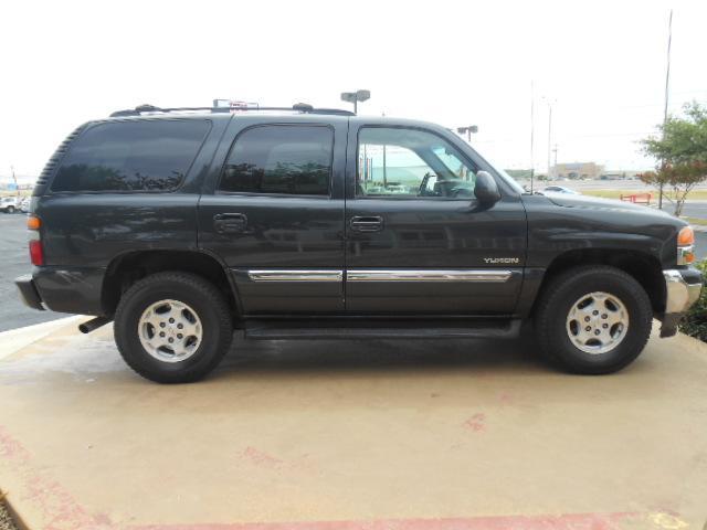 GMC Yukon 2005 photo 4