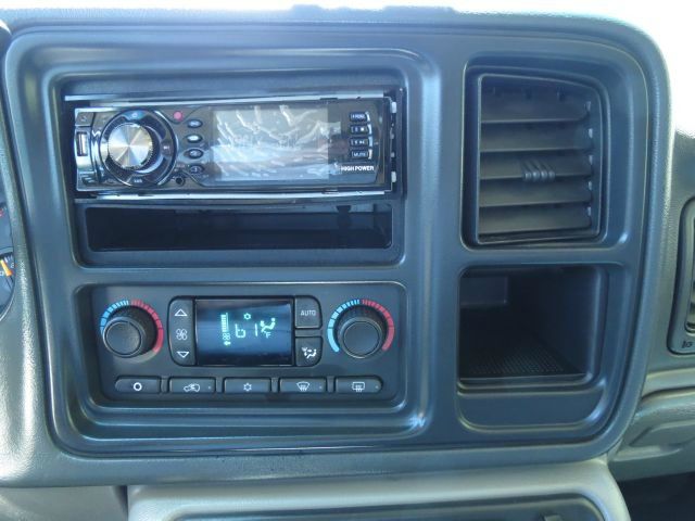 GMC Yukon 2005 photo 3