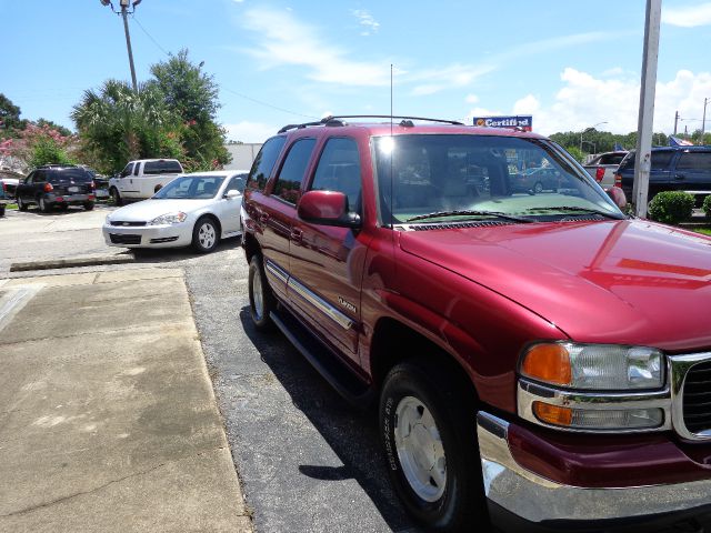 GMC Yukon 2005 photo 1