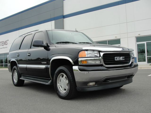 GMC Yukon 2005 photo 1