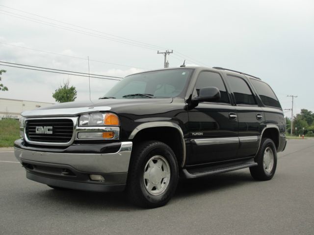 GMC Yukon 2005 photo 4