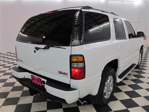 GMC Yukon 2005 photo 1