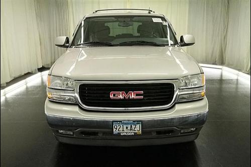 GMC Yukon 2005 photo 1