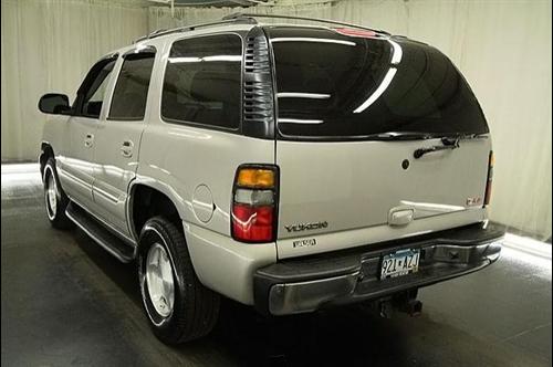 GMC Yukon 2005 photo 4