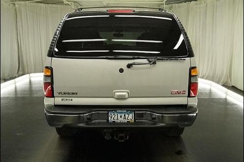 GMC Yukon 2005 photo 5