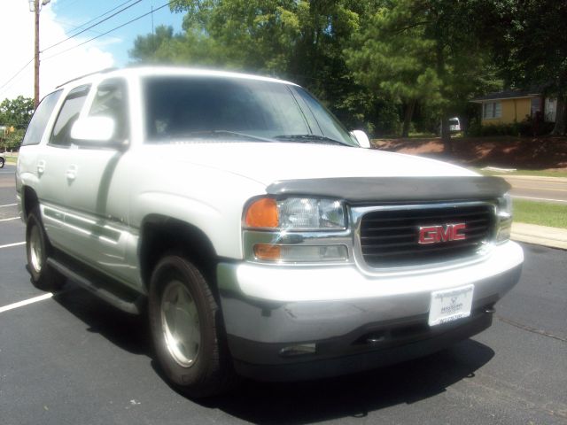 GMC Yukon 2005 photo 4