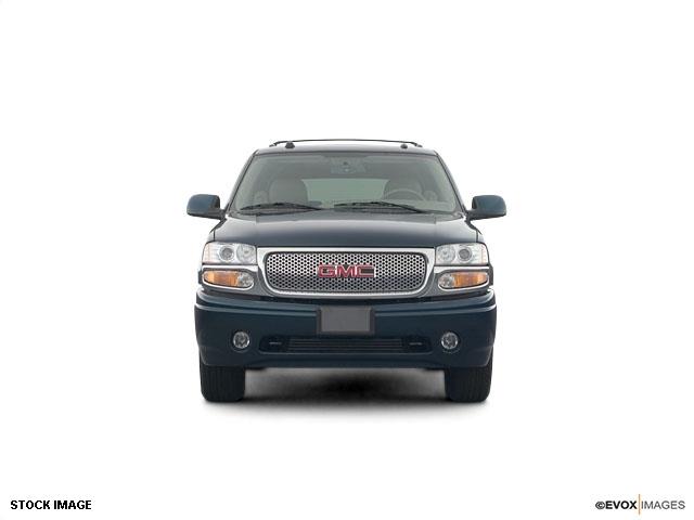 GMC Yukon 2005 photo 2