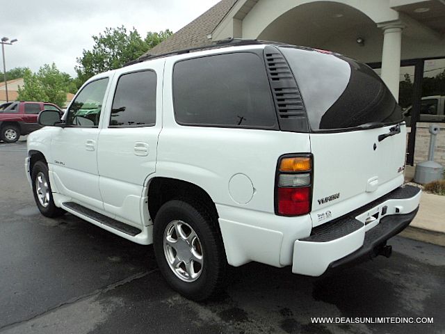 GMC Yukon EX Sedan 4D SUV