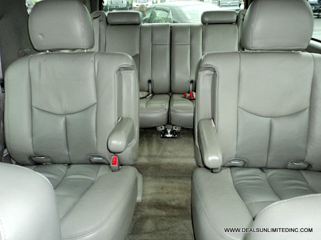 GMC Yukon 2005 photo 10