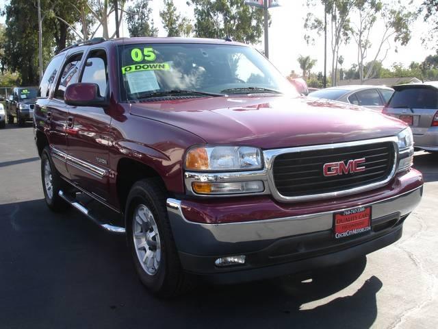 GMC Yukon 45 Sport Utility