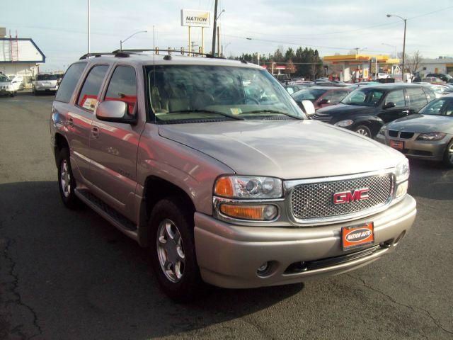 GMC Yukon 2005 photo 1