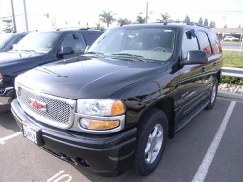 GMC Yukon 2005 photo 1