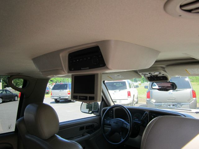 GMC Yukon 2005 photo 19