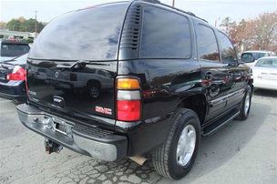 GMC Yukon 2005 photo 2