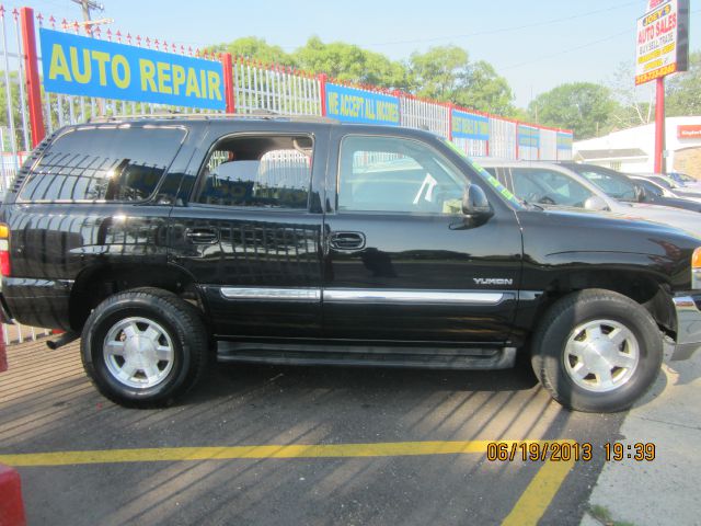 GMC Yukon 2005 photo 3